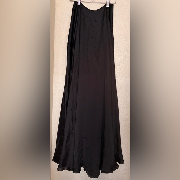 Ralph Lauren Black Flowing Maxi Skirt - Picture 2 of 6
